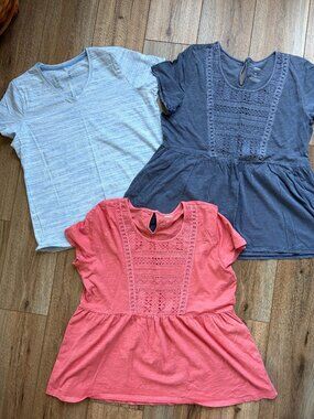 Bundle of 3 Ladies short sleeve shirts Size extra large xl Sonoma Croft & Barrow